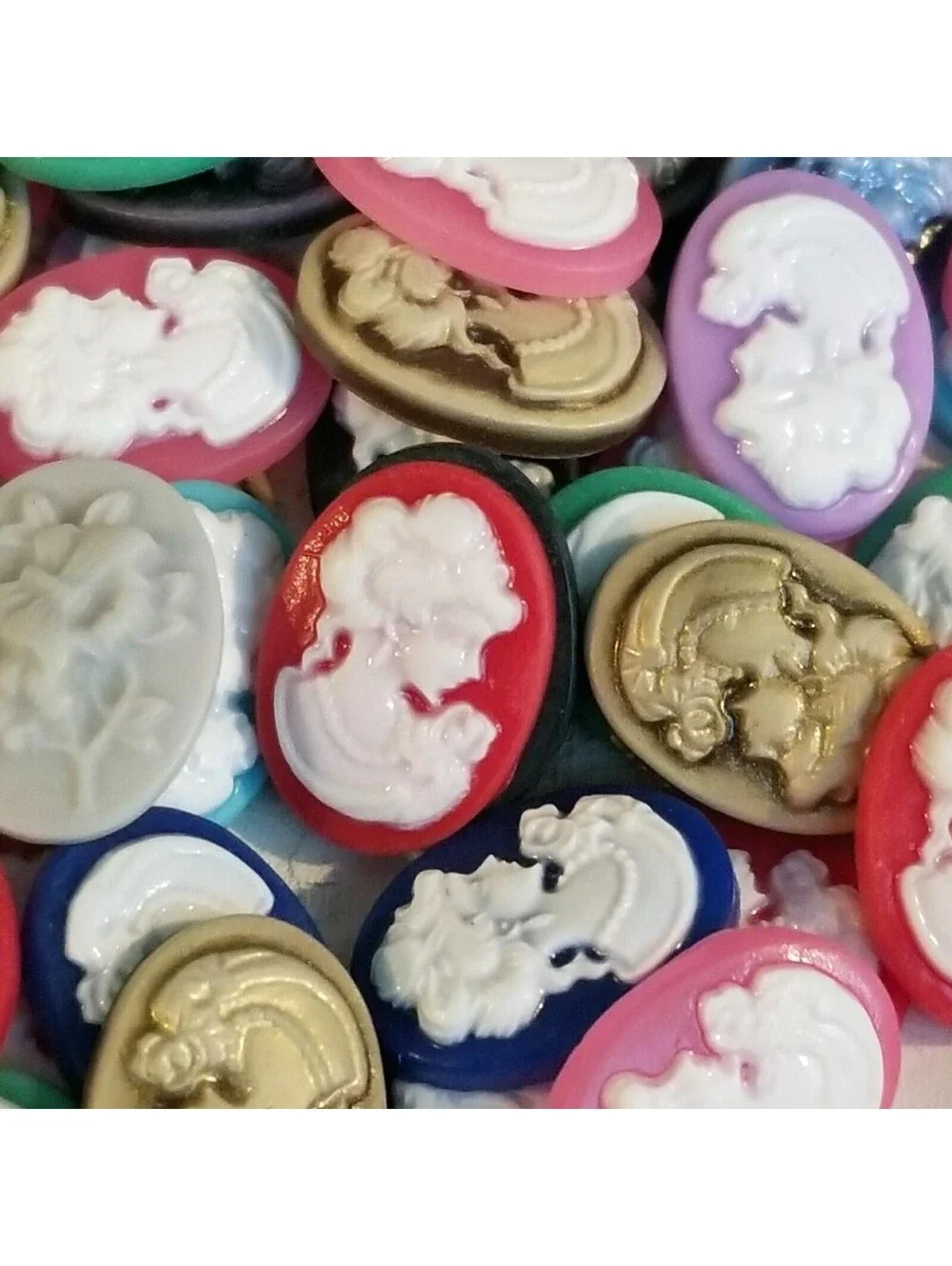 Victorian Raised Cameo Resin Cabochons Mixed Color 18x13mm Oval 10 pcs